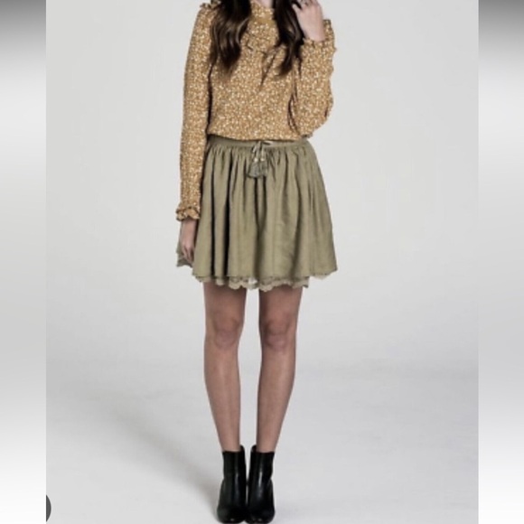 Rylee + Cru Mini Skirt -Mama & Me Women’s Small - Picture 2 of 9